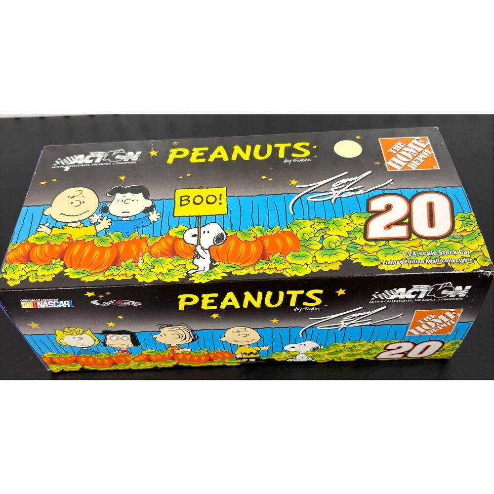 Action Tony Stewart #20 Peanuts 2002 die cast car